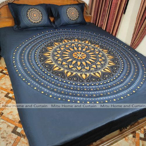 King Size Full Panel Cotton Bedsheet Set with Pillow Covers Chador Set (Black)