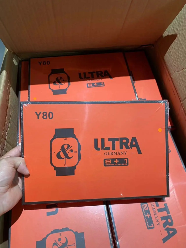 Y80 Ultra Smart Watch 8+1 Combo – Germany Edition with 8 Straps & Wireless Charger