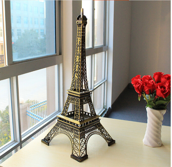 Eiffel Tower showpiece BD