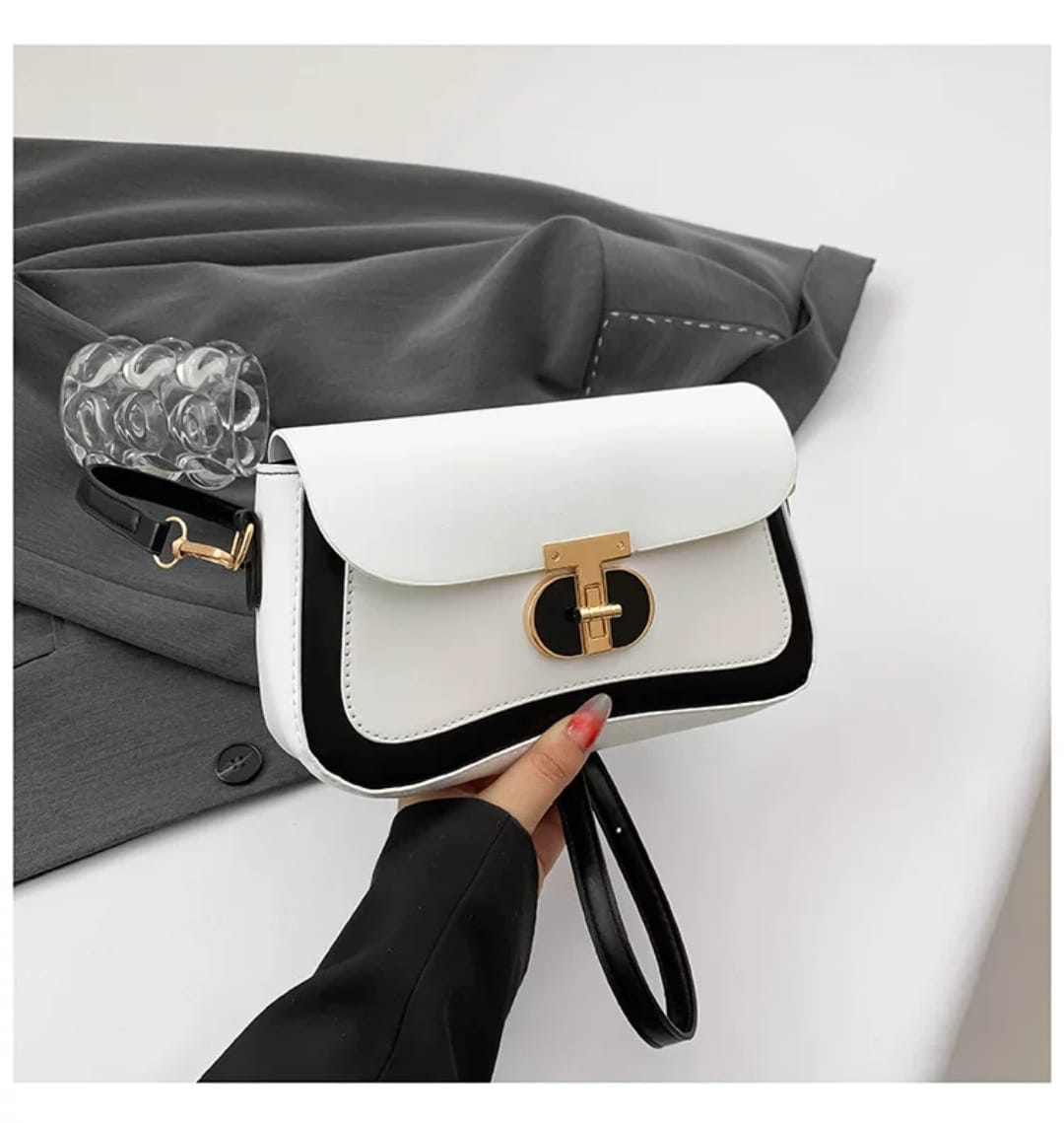 Woman fashion purse
