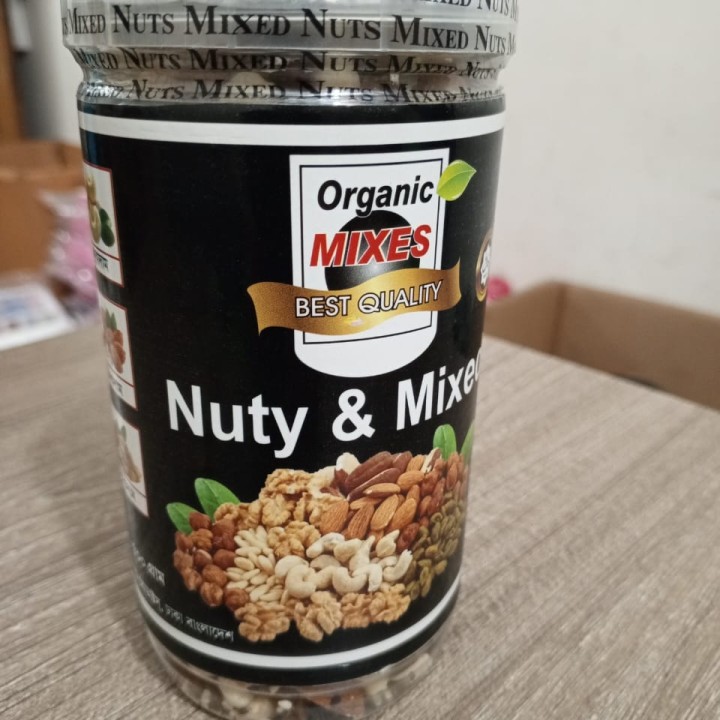 Mix dry food