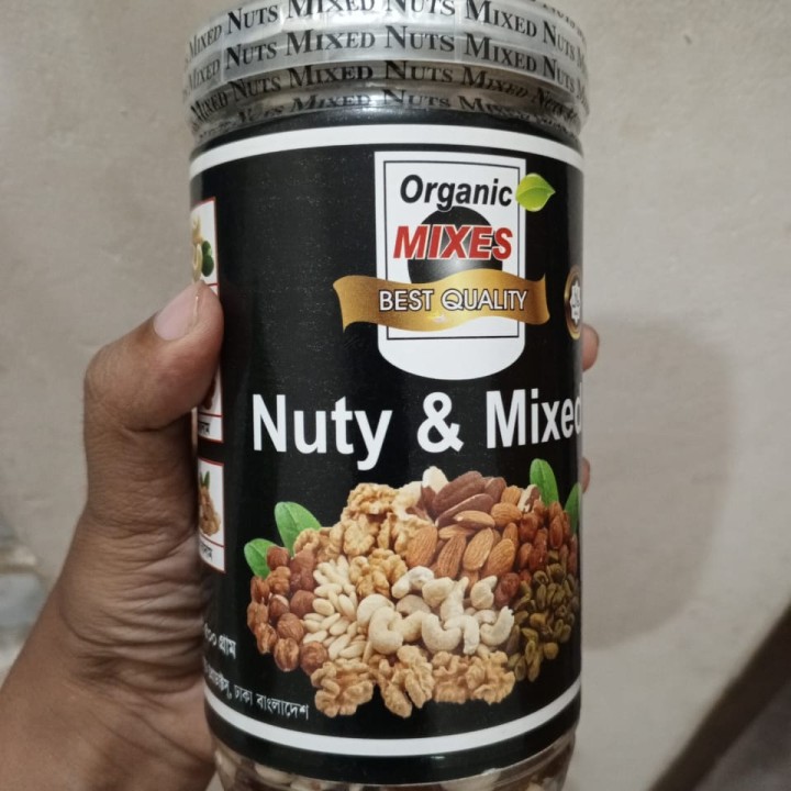 Mix dry food