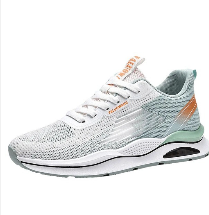 Sports shoe