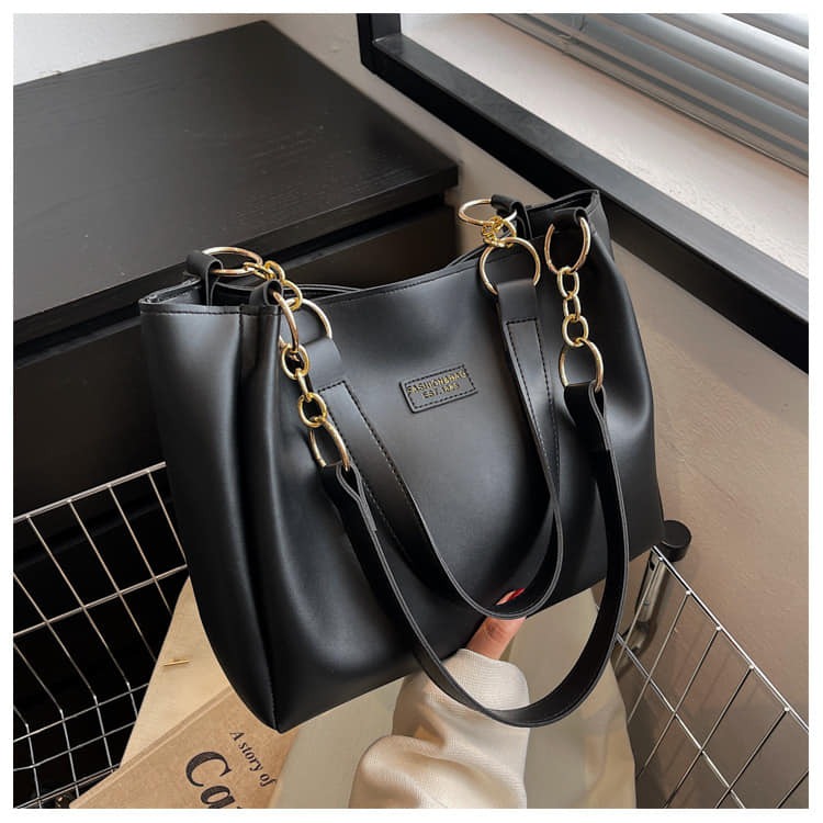 Signature Classic shoulder women’s tote bags