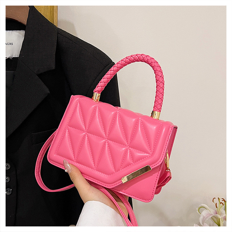 Trendy Fashionable Party Bag Code- DG05