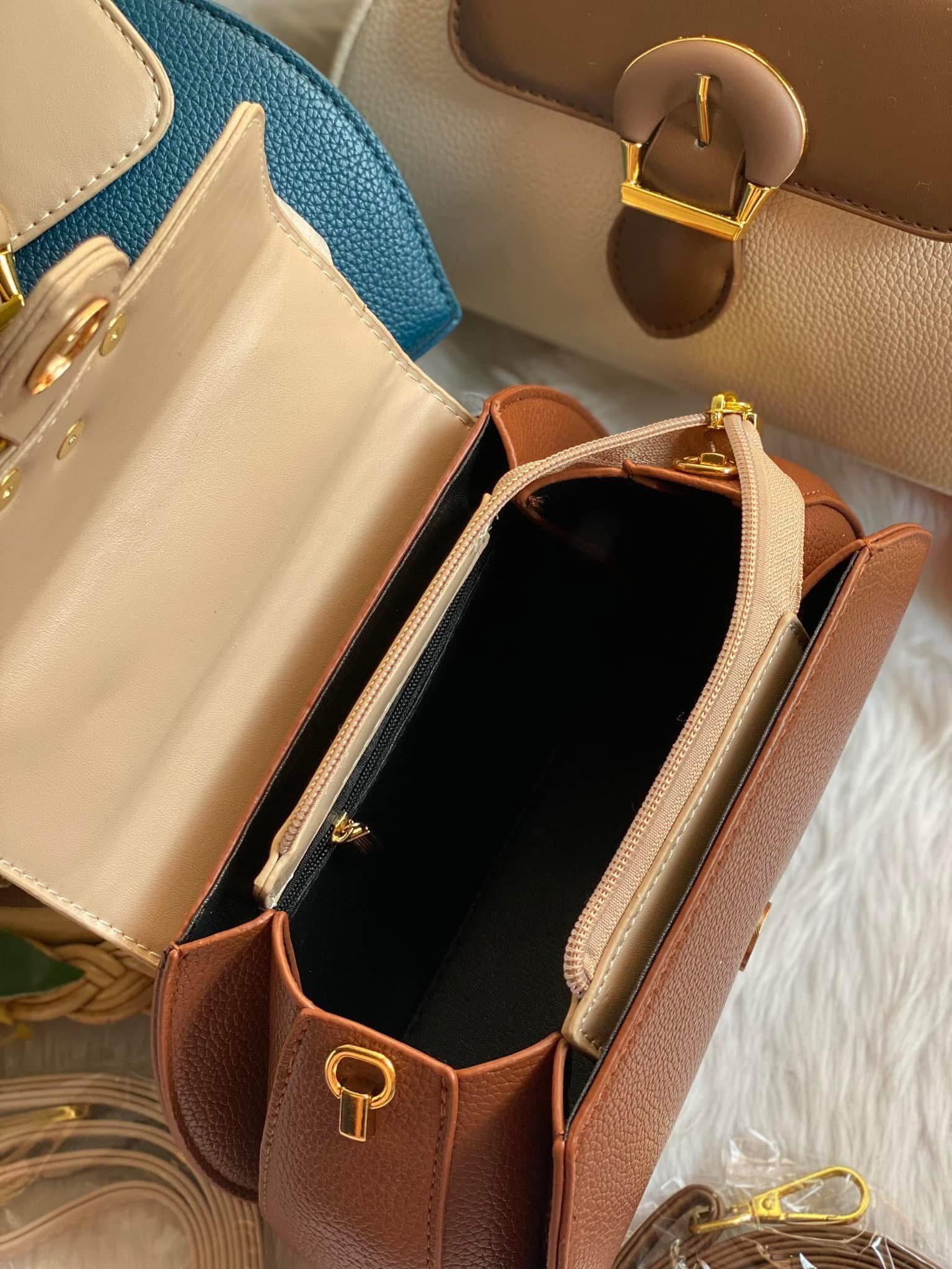 Trendy Fashionable Party Bag Premium Quality Code- DG07