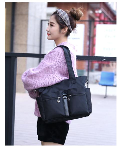 Women Casual Large Capacity Waterproof Oxford Cloth Bag (Black)