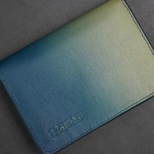 Zays Premium Leather Magnetic Card Holder - Slim and Eco-Friendly Mini Wallet for Unisex - Handmade Secure Compact and Stylish Design (ZCW115 - Sky Mix)