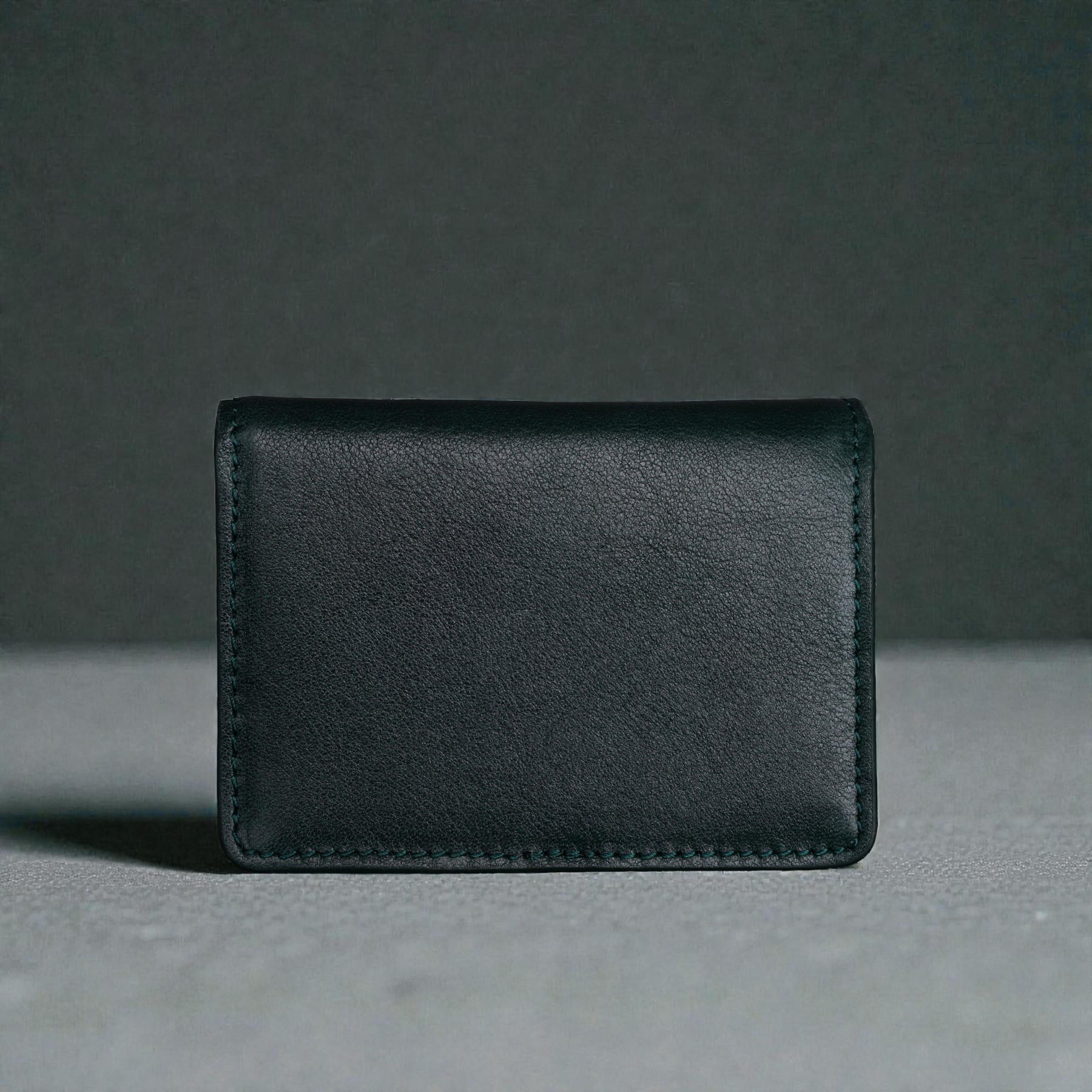 Zays Premium Leather Magnetic Card Holder - Slim and Eco-Friendly Mini Wallet for Unisex - Handmade Secure Compact and Stylish Design (ZCW113 - Bottle Green)