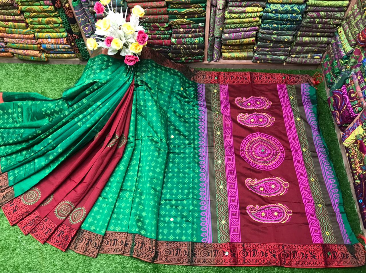 এমব্রয়ডাড়ী ধুপিয়ানসিল্ক শাড়ী