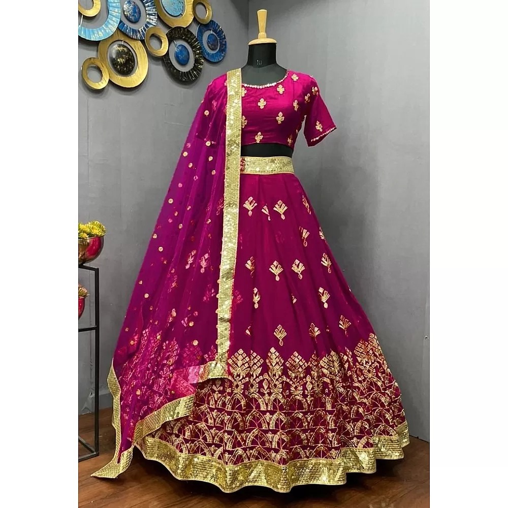 রেডিমেড জর্জেট এমব্রয়ডারি পার্টি ড্রেস