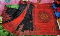 এমব্রয়ডাড়ী ধুপিয়ানসিল্ক শাড়ী