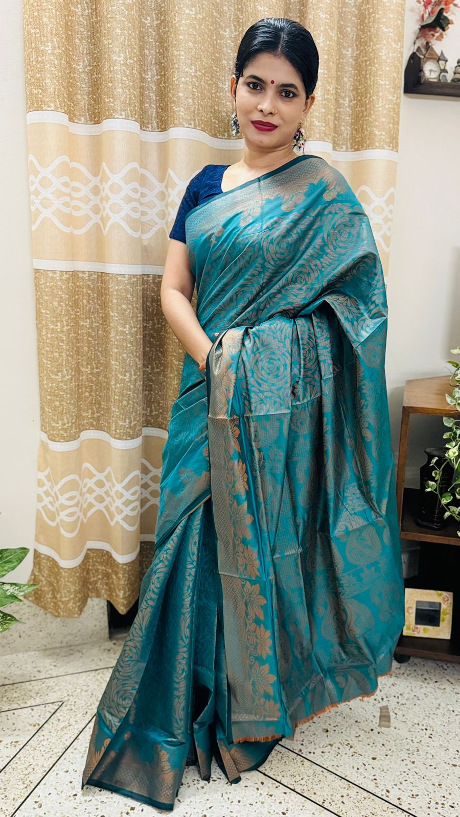 সিল্ক কাতান শাড়ি