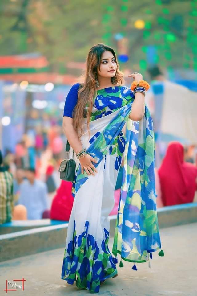 New Viral Attractive Sharee