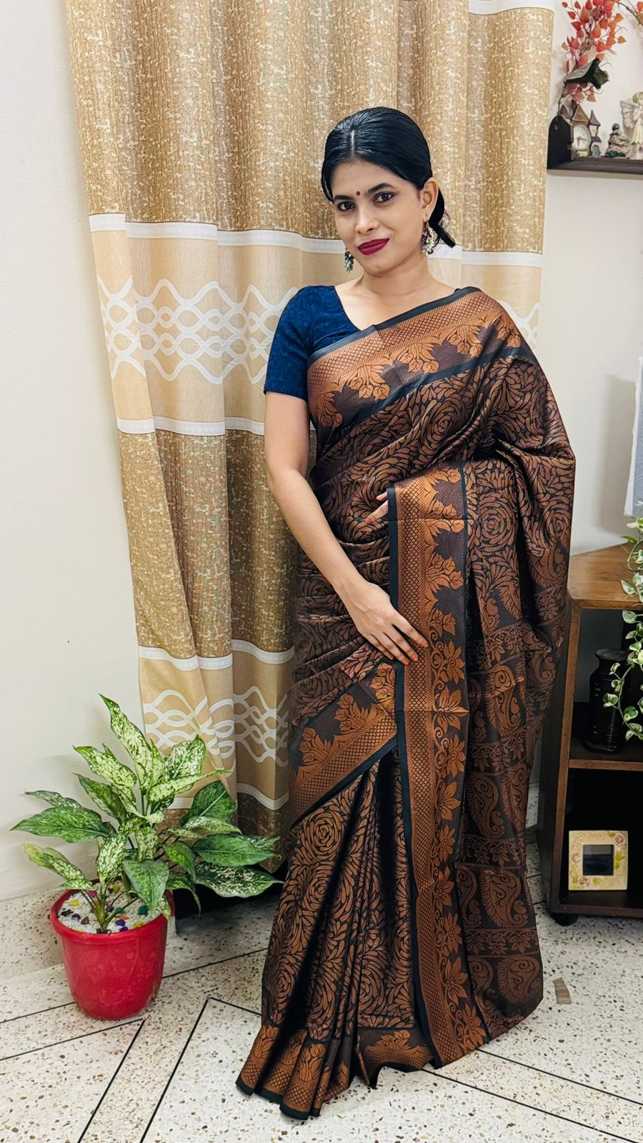 সিল্ক কাতান শাড়ি