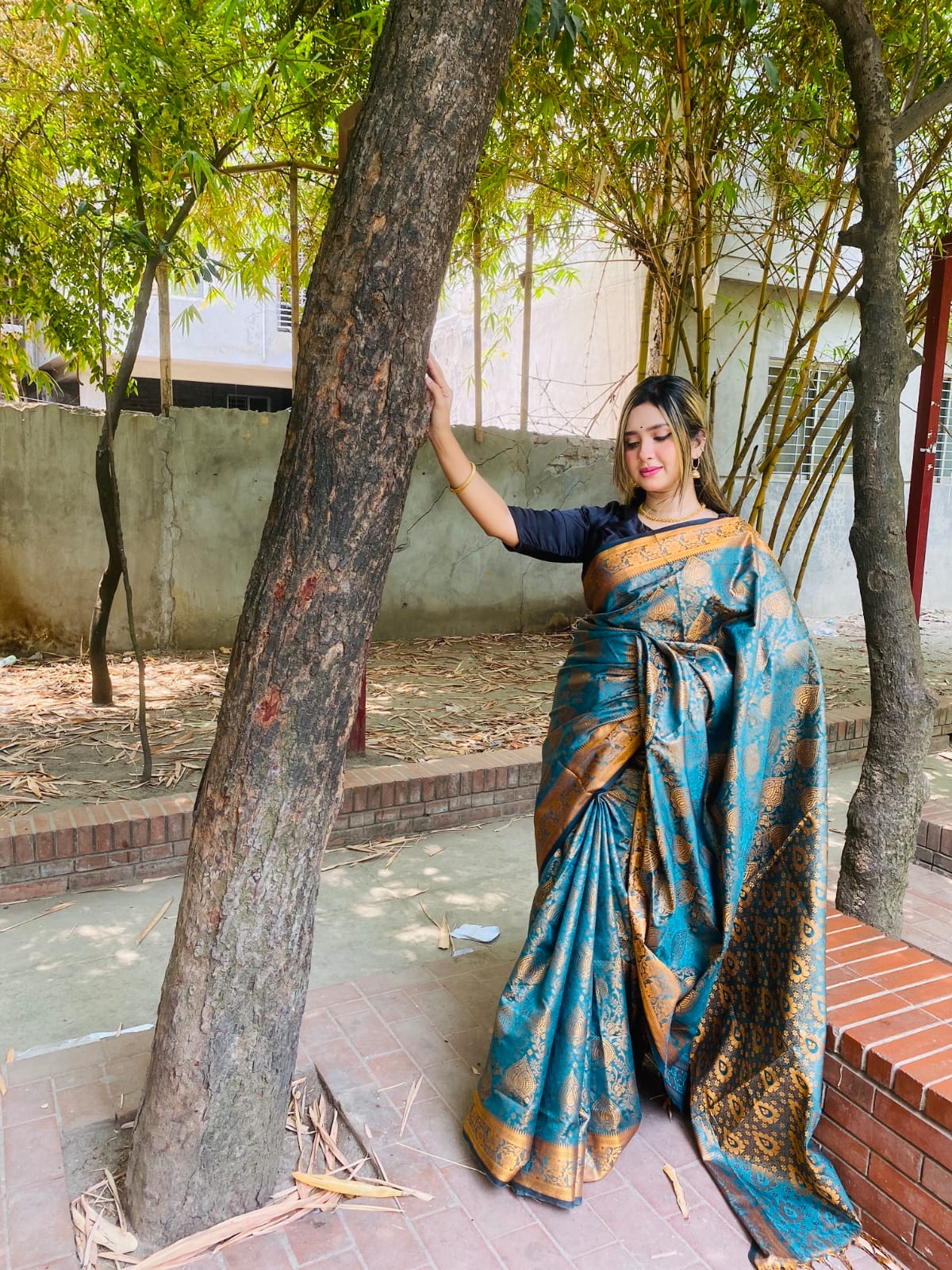 সিল্ক কাতান শাড়ি