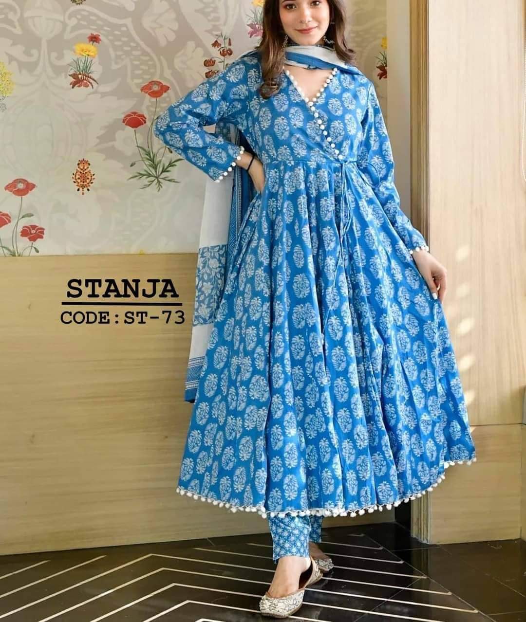 থ্রী পিস Gowns and Kurtis