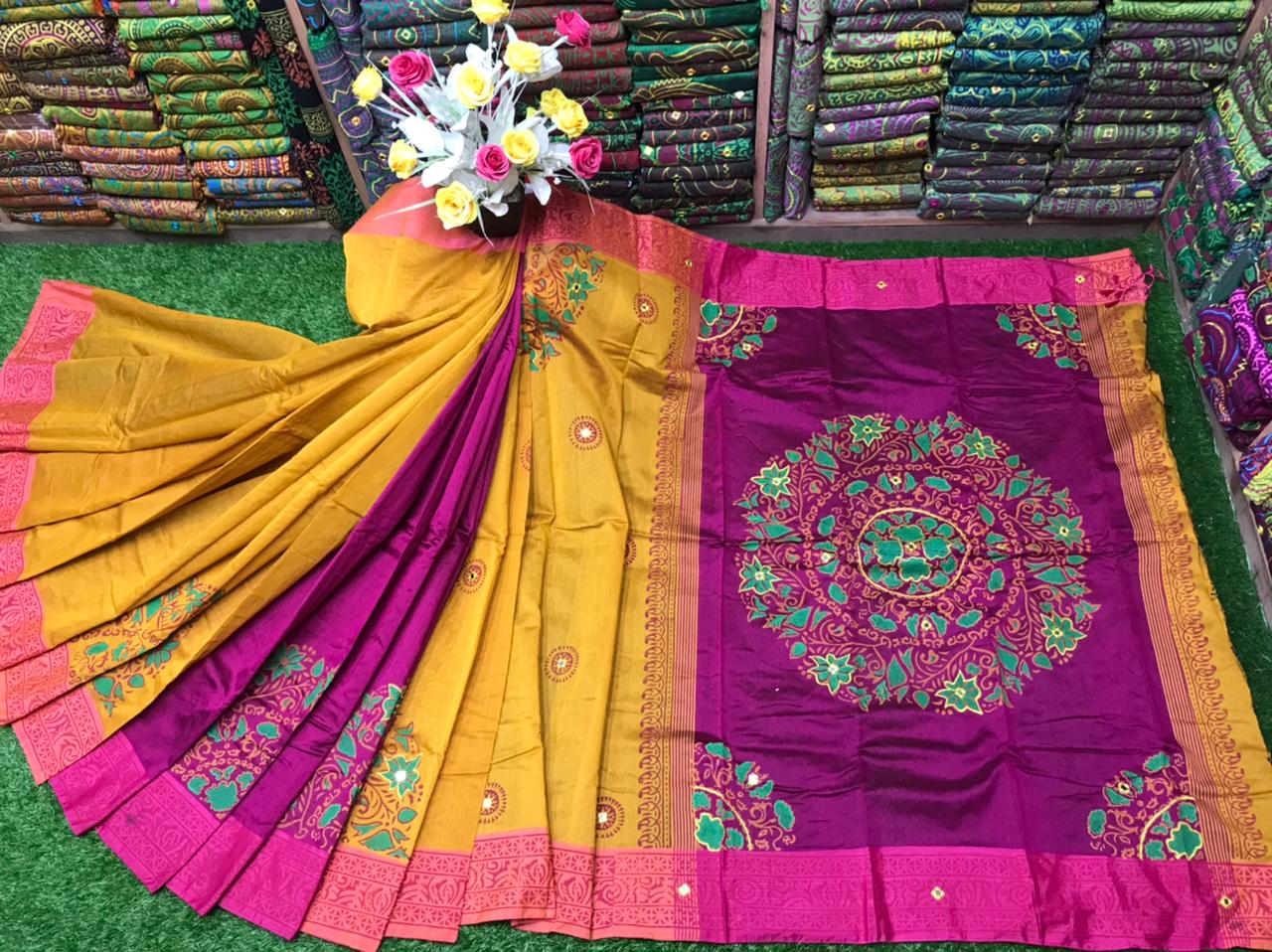 এমব্রয়ডাড়ী ধুপিয়ানসিল্ক শাড়ী