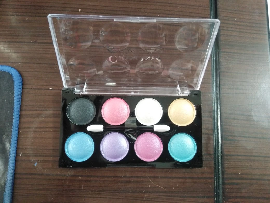 Chanlanya 8 Color Shimmer Eyeshadow