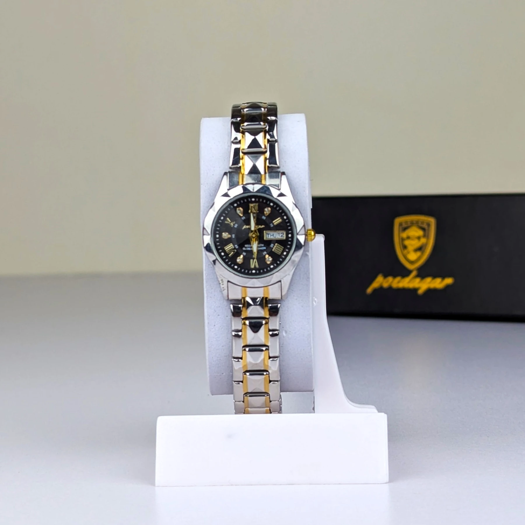 Poedagar Luxury Couple Watch (Water Resistant)
