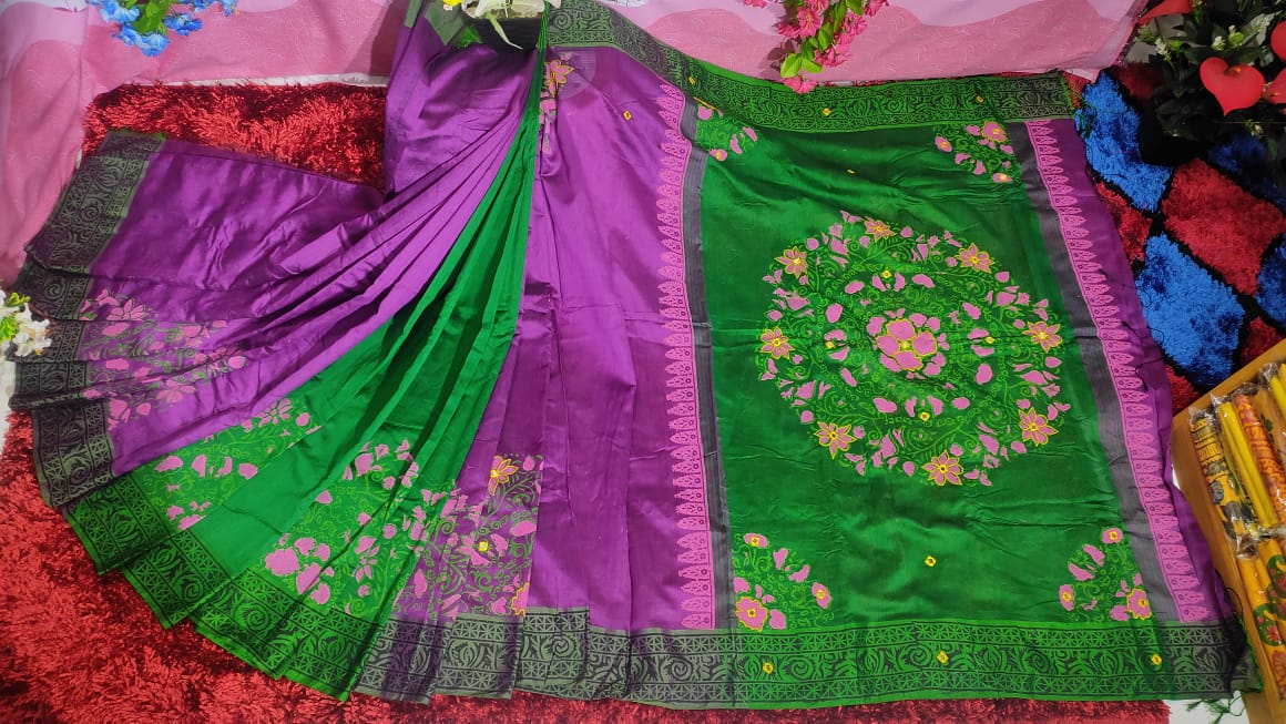 এমব্রয়ডাড়ী ধুপিয়ানসিল্ক শাড়ী