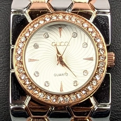 Elegant Multti Ladies Quartz Watch with Crystal Bezel – Premium Bracelet Design (White Dial)