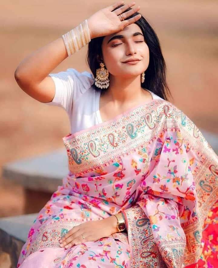 হাফ সিল্ক স্ক্রিন প্রিন্ট শাড়ি