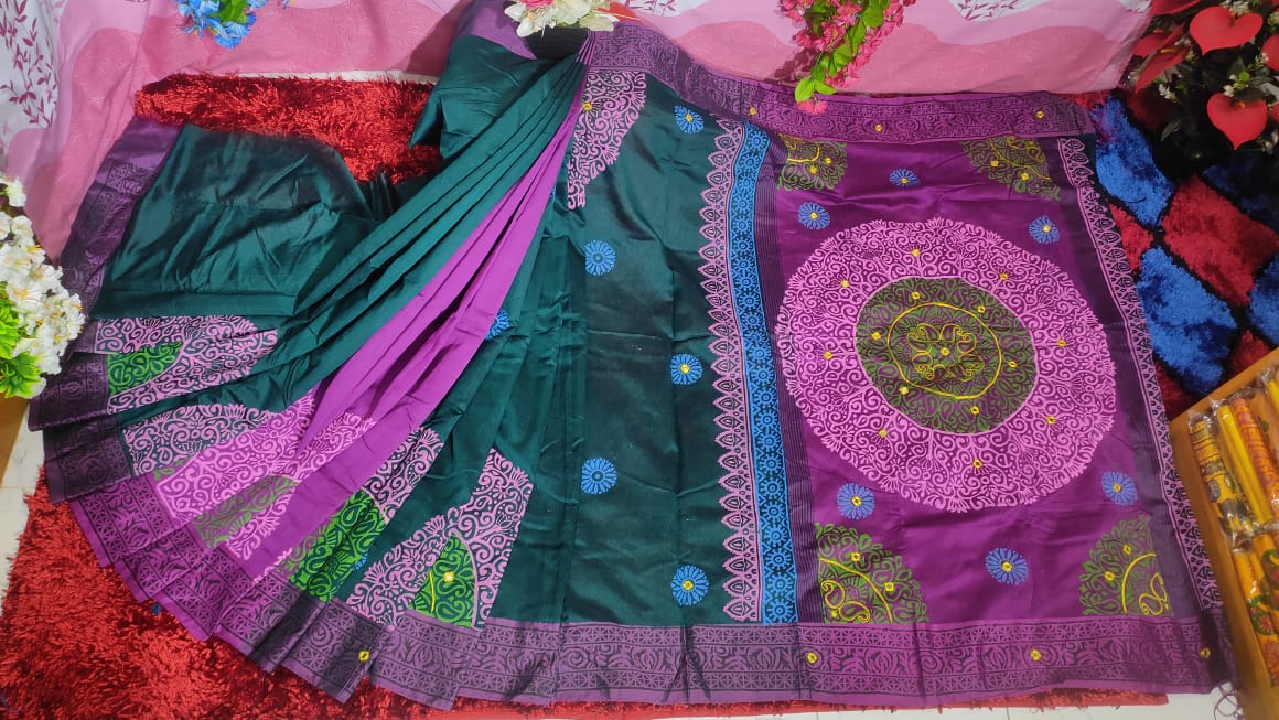 এমব্রয়ডাড়ী ধুপিয়ানসিল্ক শাড়ী