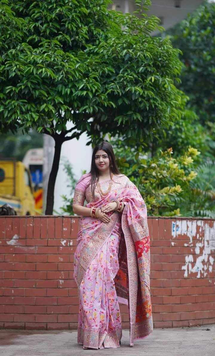 হাফ সিল্ক স্ক্রিন প্রিন্ট শাড়ি
