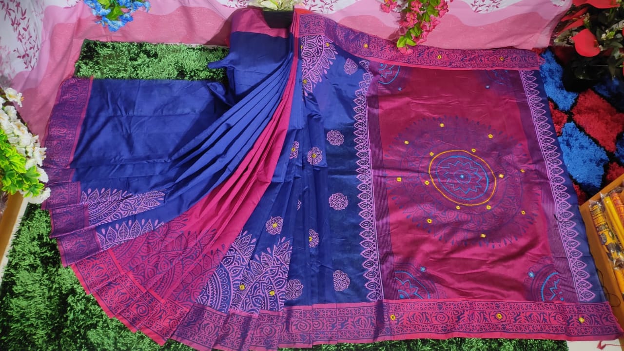 এমব্রয়ডাড়ী ধুপিয়ানসিল্ক শাড়ী