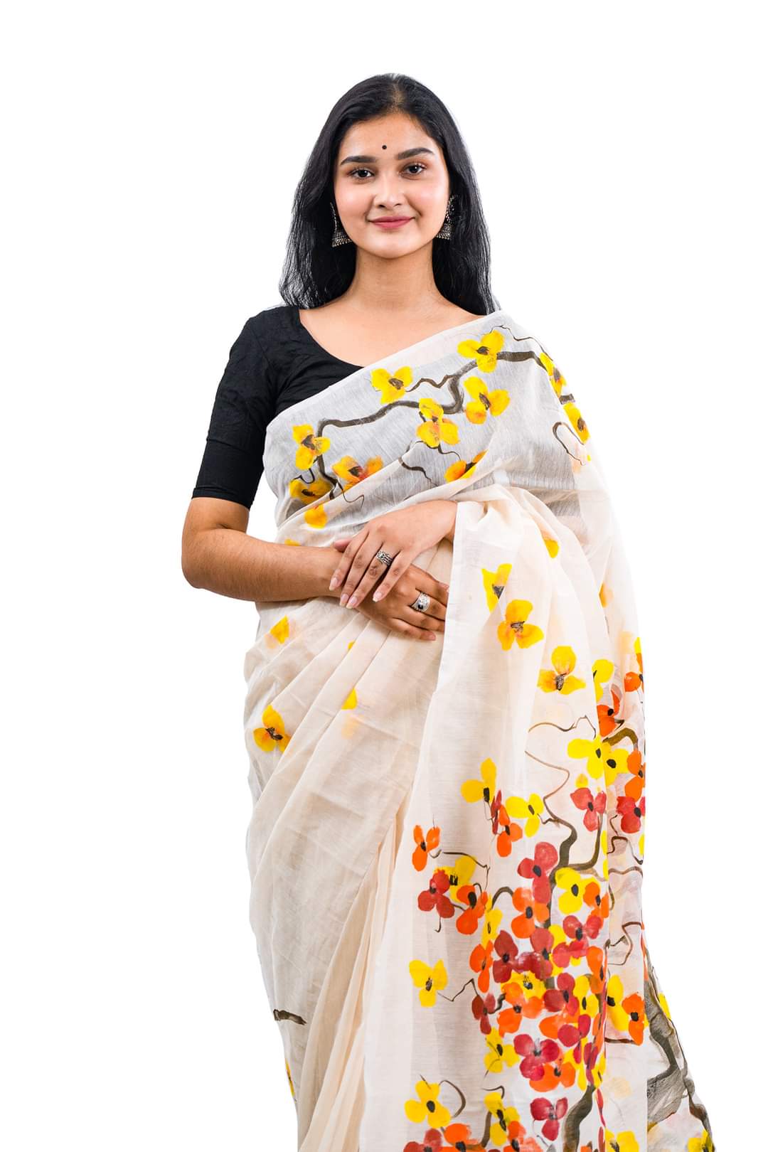 হাফসিল্ক শাড়ীতে হ্যান্ডপ্রিন্ট তুলির কাজ করা
