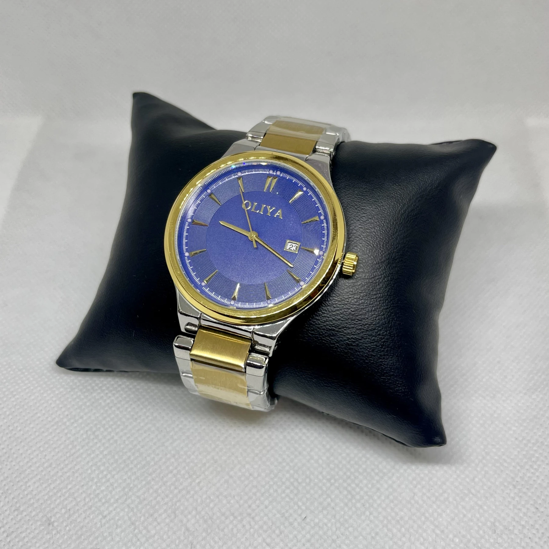 OLIYA Luxury Trendy Elegant Design Men's Watch 100% waterproof