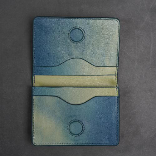 Zays Premium Leather Magnetic Card Holder - Slim and Eco-Friendly Mini Wallet for Unisex - Handmade Secure Compact and Stylish Design (ZCW115 - Sky Mix)