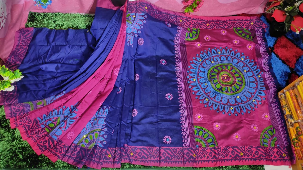 এমব্রয়ডাড়ী ধুপিয়ানসিল্ক শাড়ী