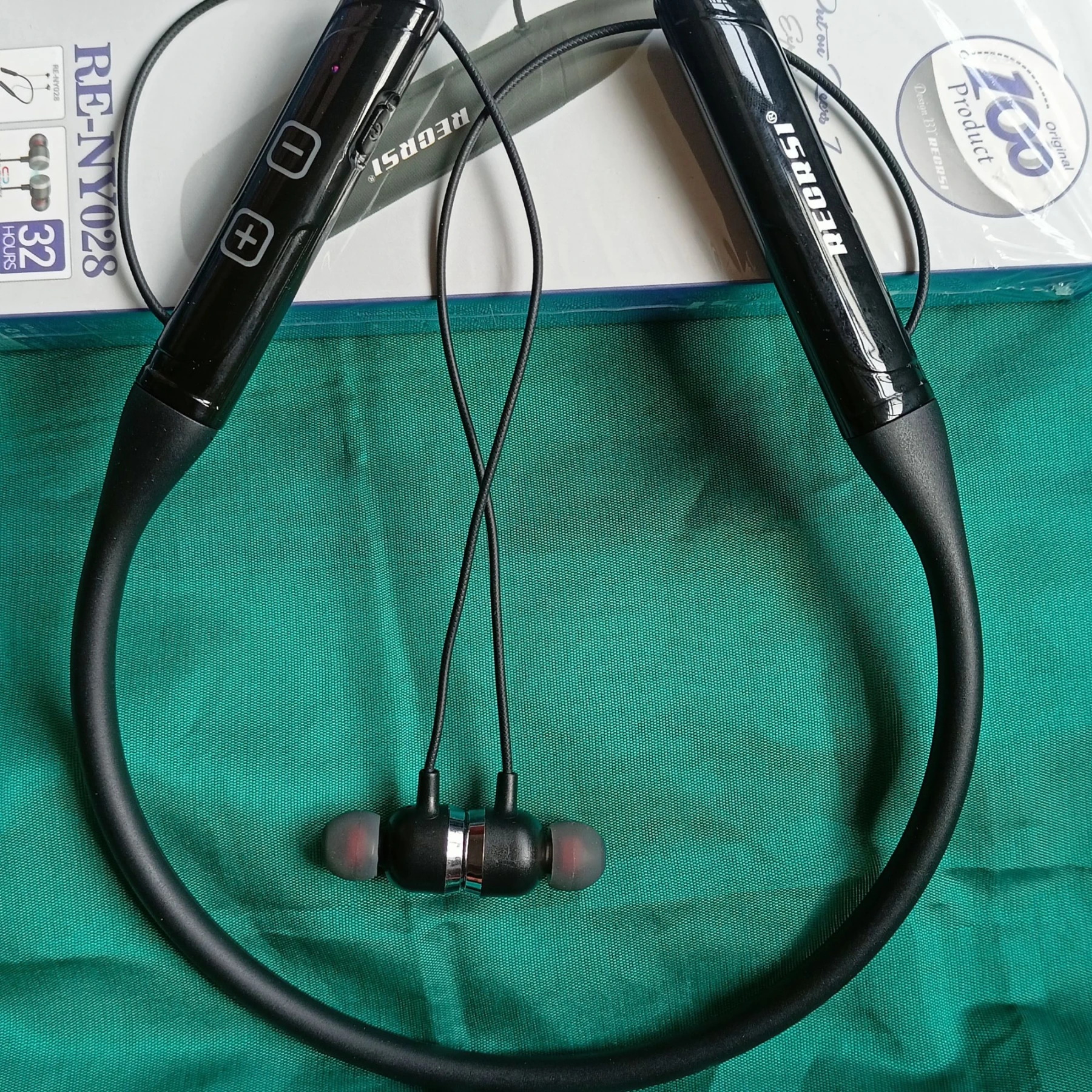 RECRSI RE-NY028 Hanging Neckband Earphone - Black