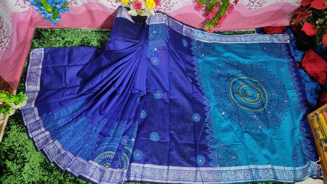 এমব্রয়ডাড়ী ধুপিয়ানসিল্ক শাড়ী