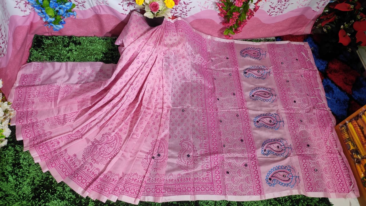এমব্রয়ডাড়ী ধুপিয়ানসিল্ক শাড়ী