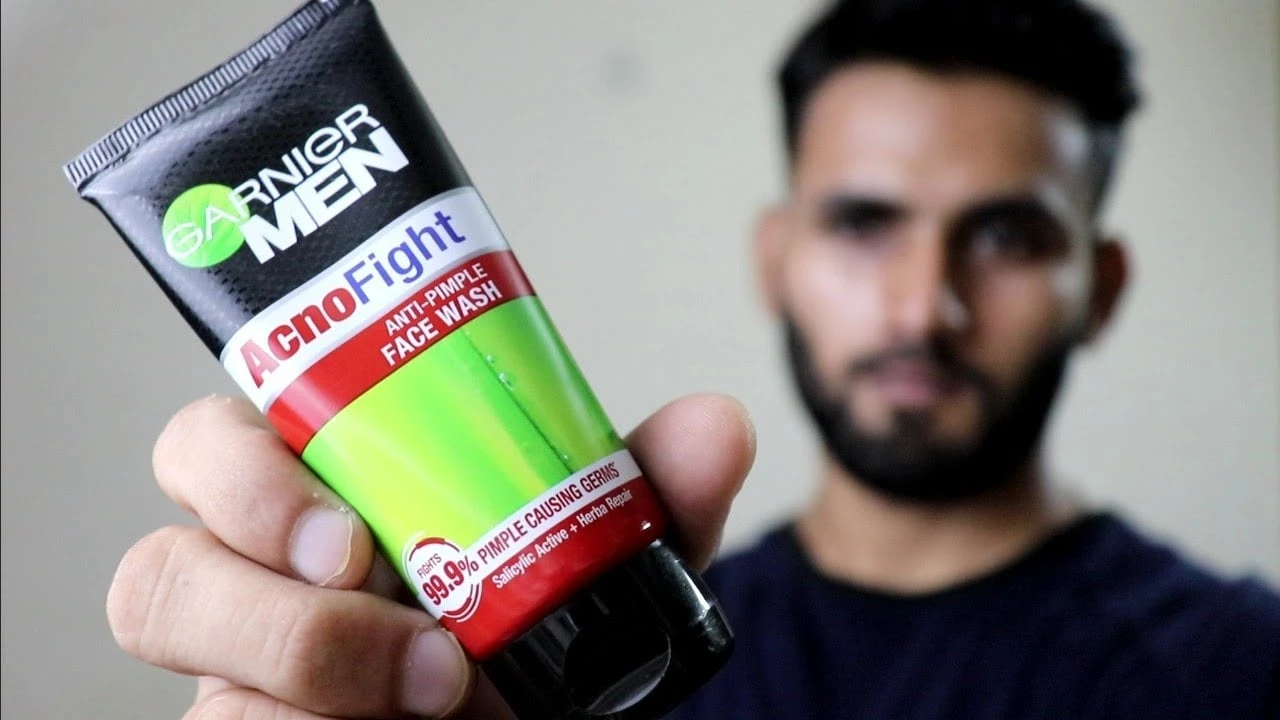 Garnier Men Acno Fight Anti-Pimple Facewash 50ml