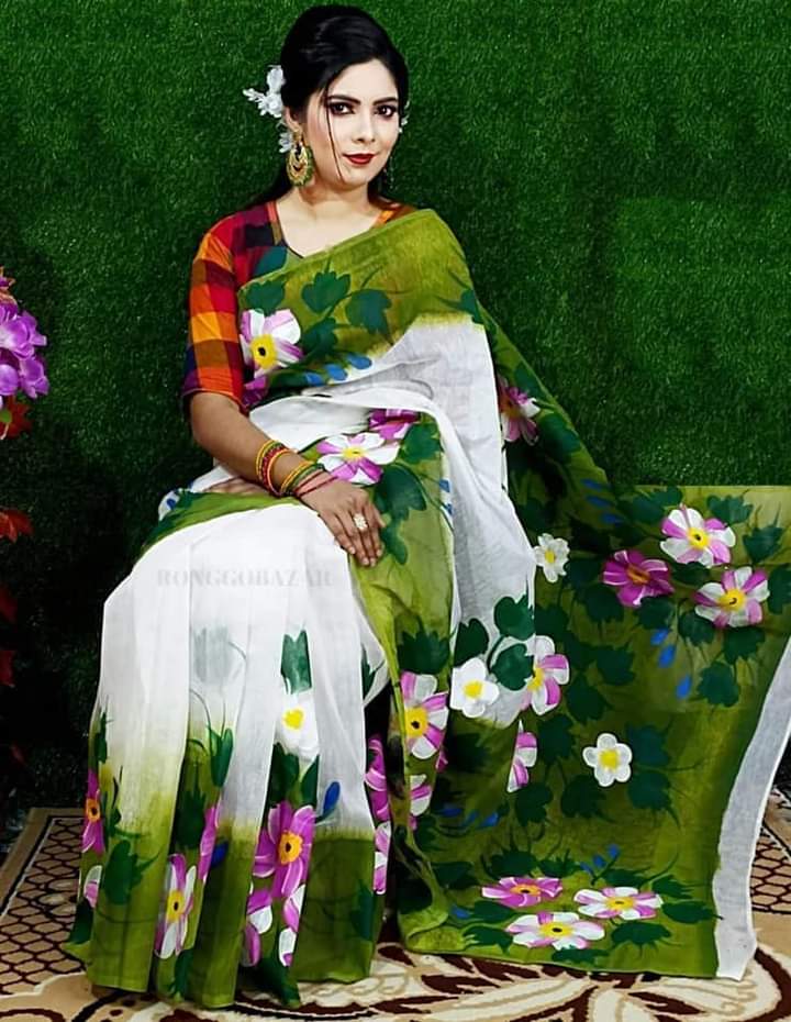 হাফসিল্ক শাড়ীতে হ্যান্ডপ্রিন্ট তুলির কাজ করা