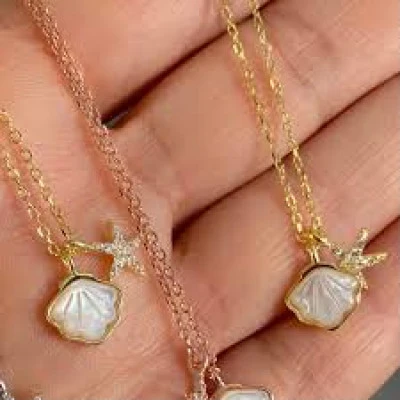 Pearl Shell Starfish Pendant Necklace