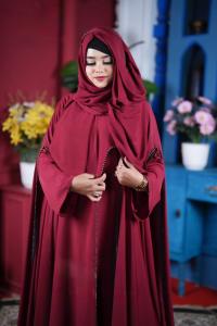 Nusayba Abaya