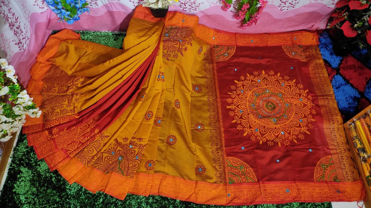 এমব্রয়ডাড়ী ধুপিয়ানসিল্ক শাড়ী